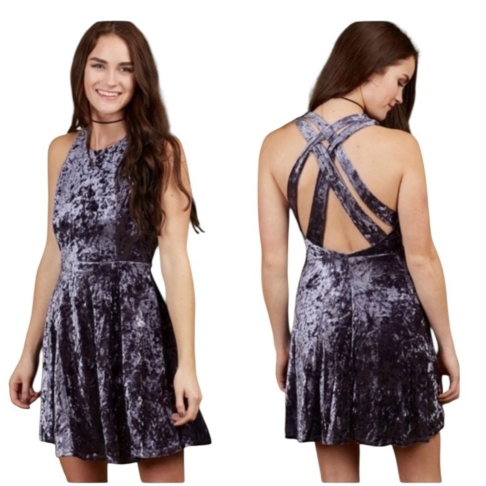 Altar’d State crushed velvet dusty purple strappy back dress size medium